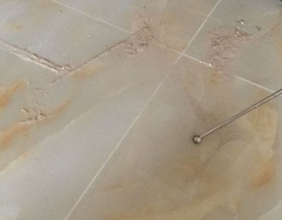 衡阳瓷砖空鼓维修公司分享粘合剂选择不当在瓷砖铺贴过程中可能导致以下问题